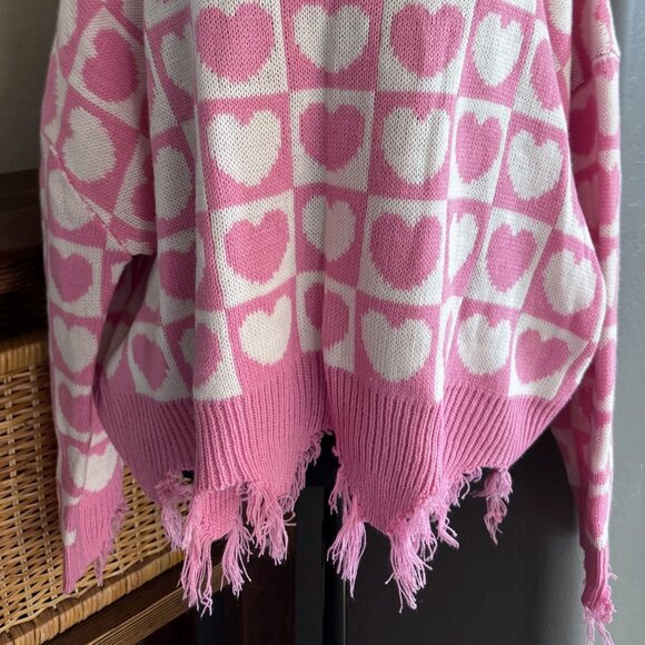 New NWOT Pink White Heart Hearts Distressed Valentines Sweater XL Extra Large - Picture 2 of 5